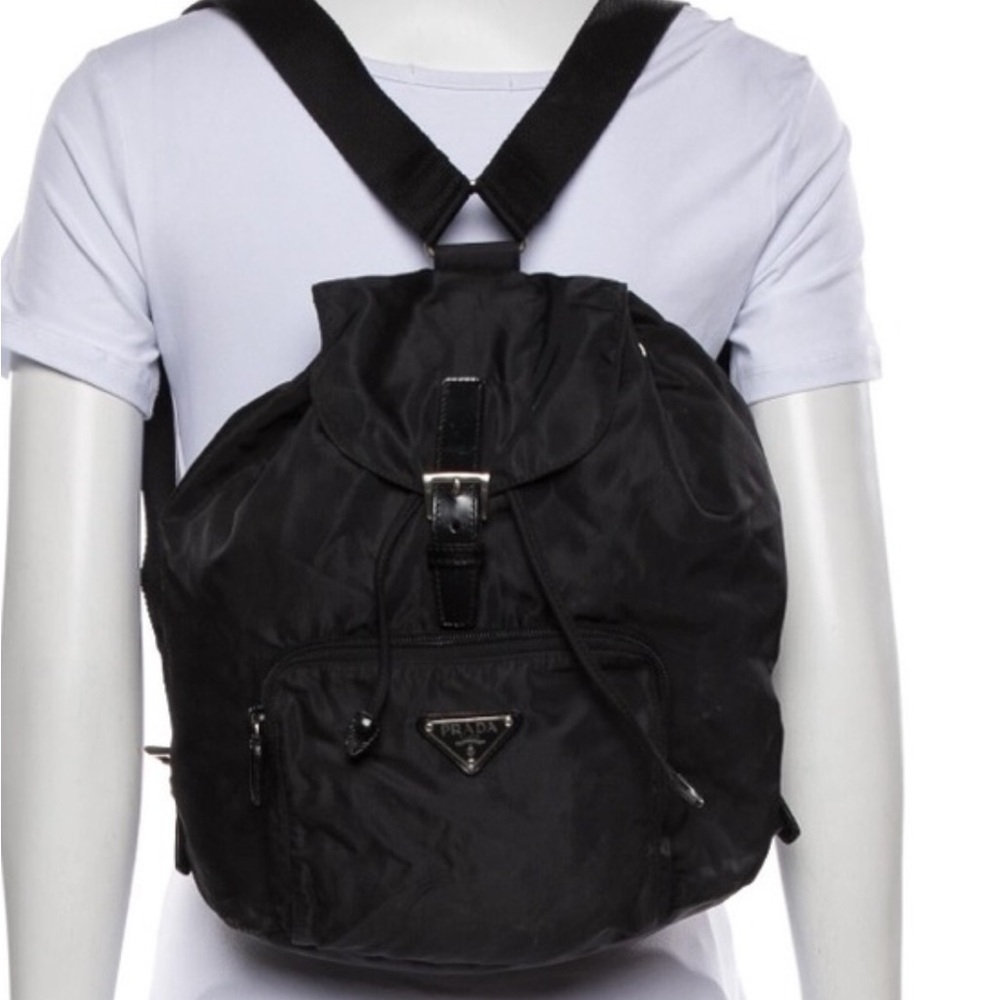 Prada Backpack 🖤